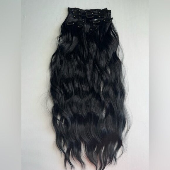 24 In  black Clip in Hair Extensions Set - Picture 9 of 11